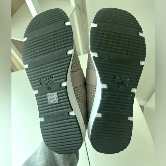 Eileen Fisher Zing sustainable stretch knit sneaker - Picture 7 of 9